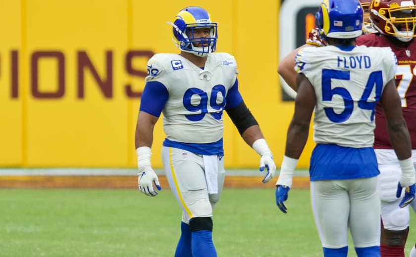 Aaron Donald of the Los Angeles Rams during a game against Washington at FedEx Field, October 11, 2020