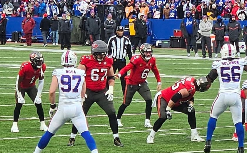 Nov. 16, 2025 — Bucs at Bills Mayfield scanning the field.